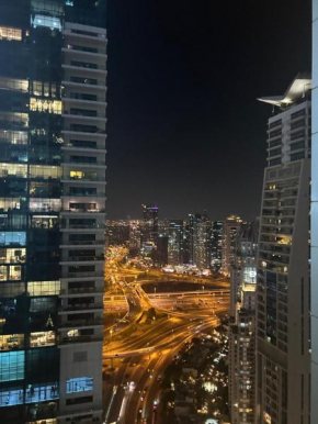 Marina Pinnacle Entire 1 Bed Room Apartment Top Floor View Dubai Marina